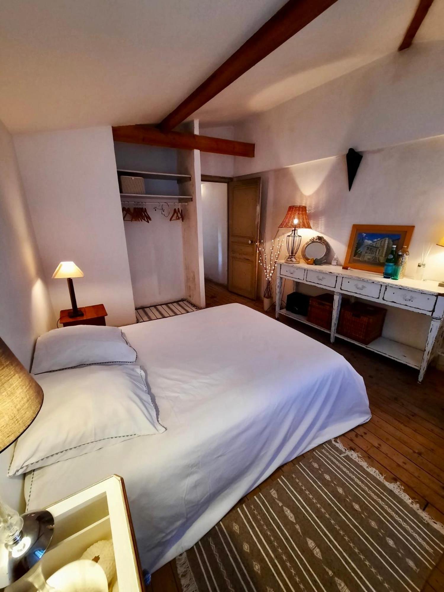 Bed and Breakfast Pierres Et Jardins Senlis  Exterior foto