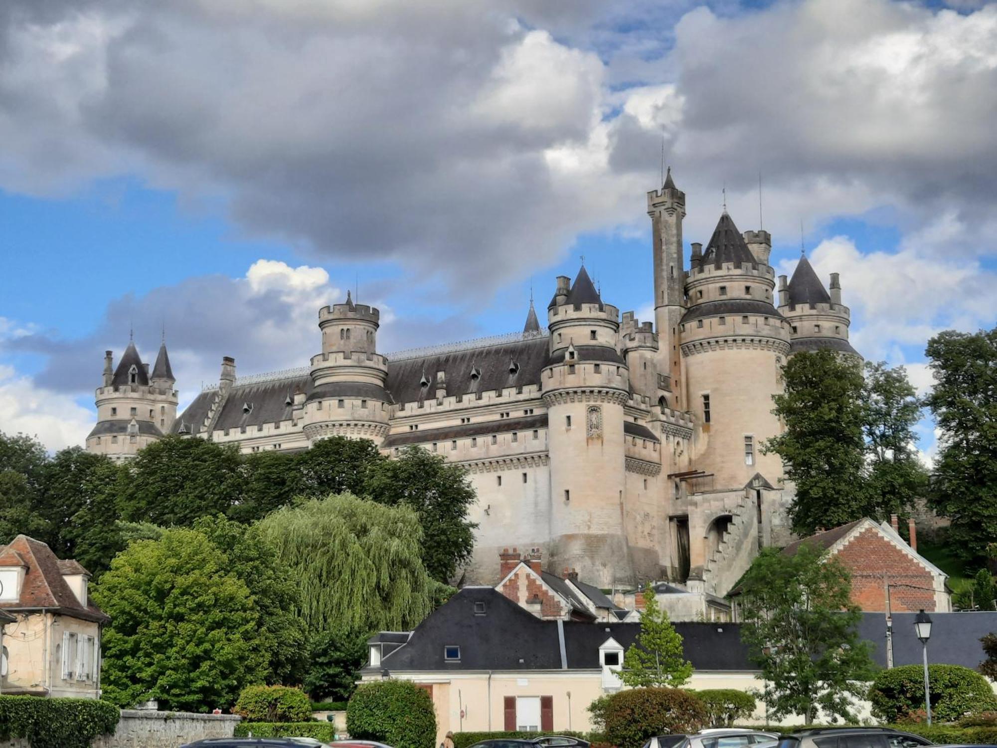 Bed and Breakfast Pierres Et Jardins Senlis  Exterior foto