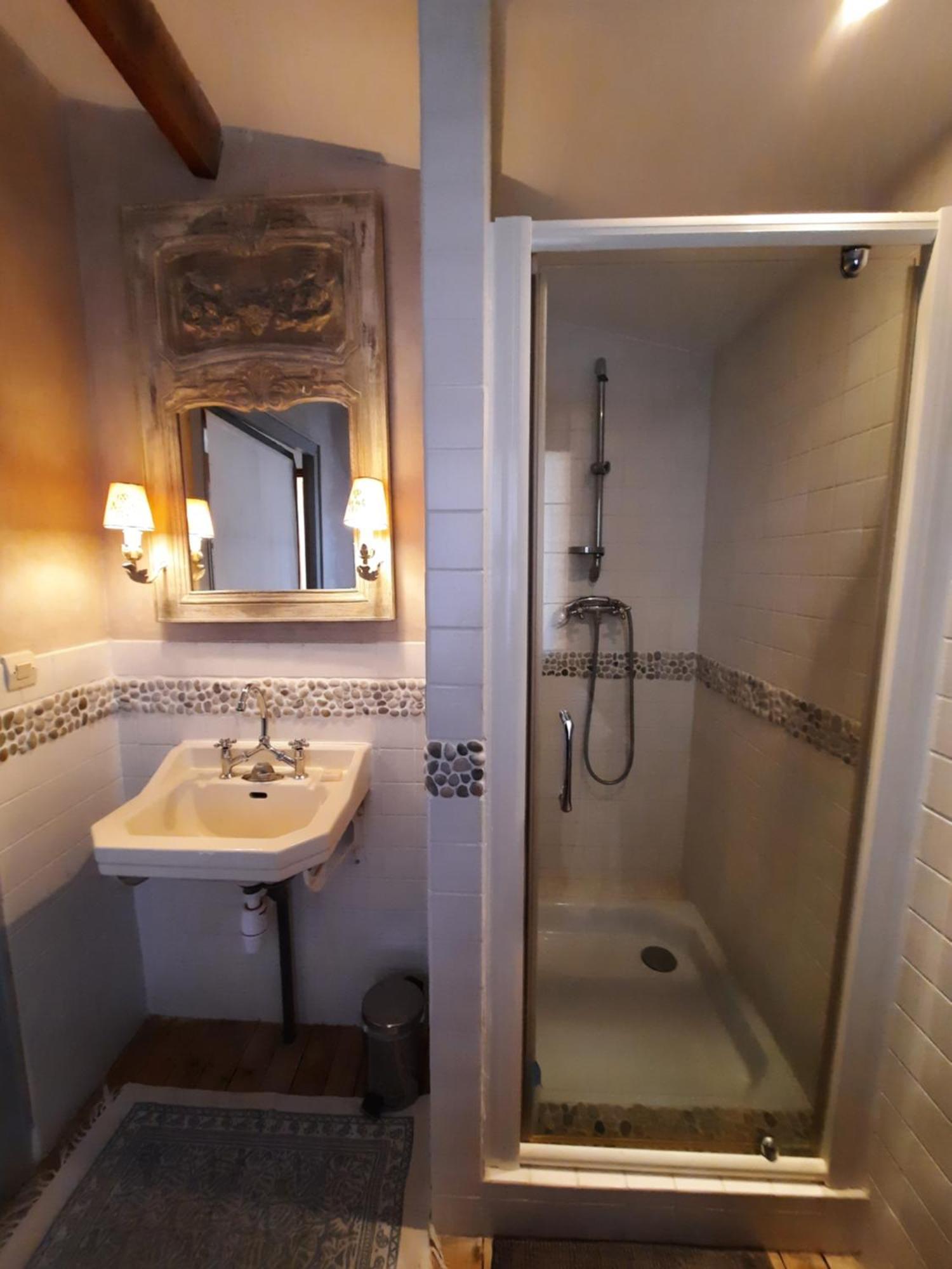 Bed and Breakfast Pierres Et Jardins Senlis  Exterior foto