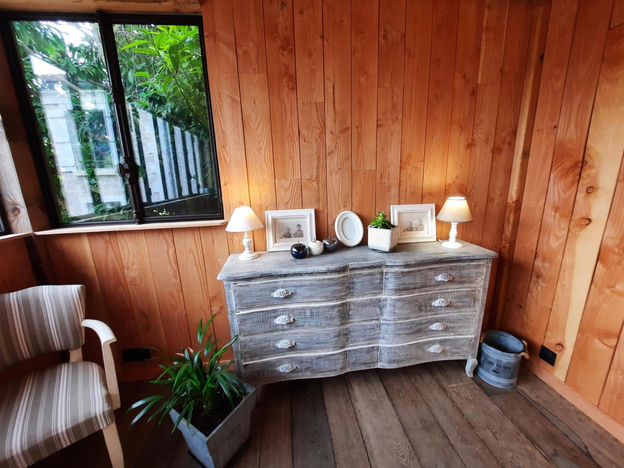 Bed and Breakfast Pierres Et Jardins Senlis  Exterior foto